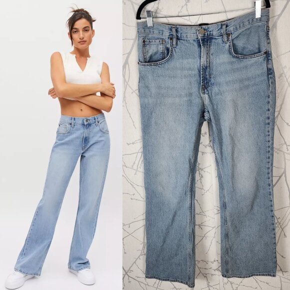 BDG Light Wash Stretch Denim High Rise 90's Bootcut Jeans - Picture 1 of 11
